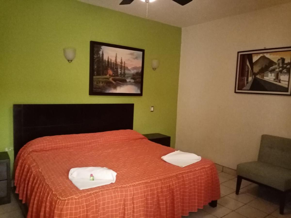Ocosingo Hotel Real Plaza מראה חיצוני תמונה